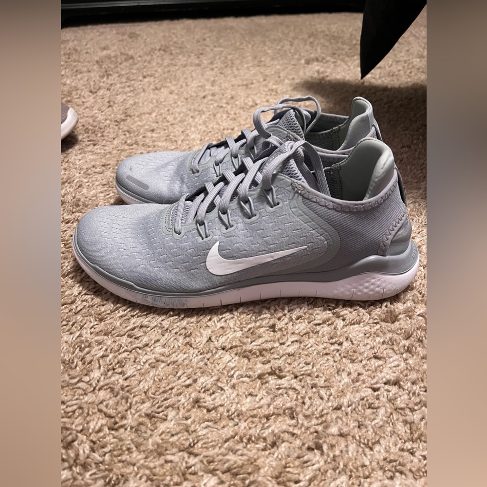Nike Free Run tennis shoes worn once